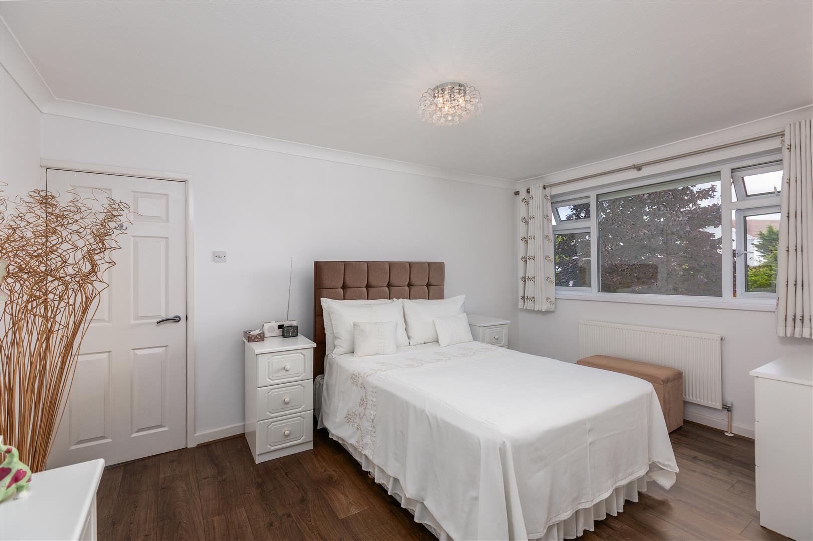 Saunders Way, Sketty, Swansea, SA2 8BJ